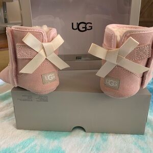 UGG Jesse Bow II